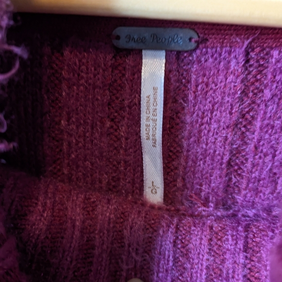 NWT Free People Big City Turtleneck Sweater in Mulberry - Picture 4 of 6